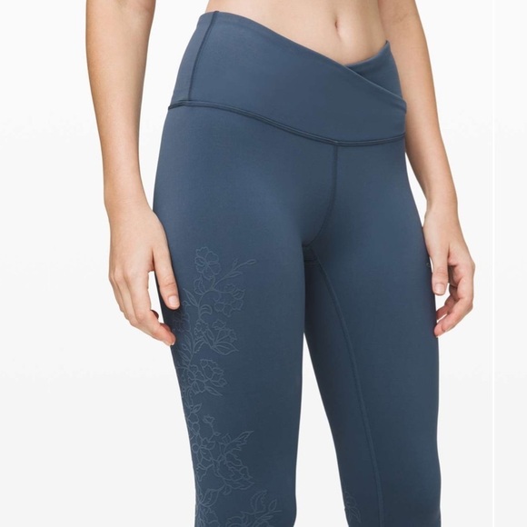 Lululemon Always On High-Rise Tight 28"*Flocked Everlux Code Blue size 2 - Picture 3 of 11